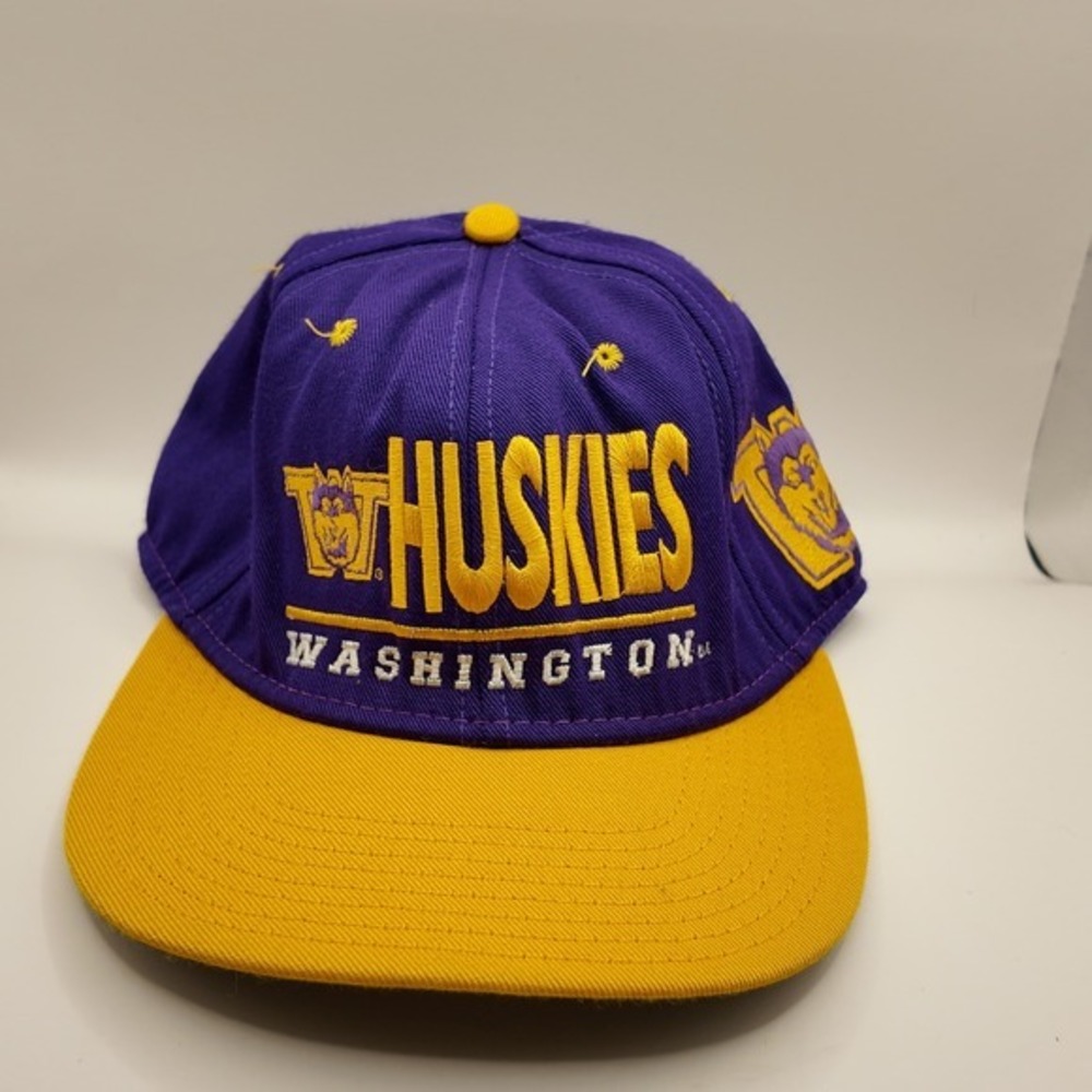 Vintage Clutch Washington Huskies Hat Snapback Cap Purple Gold Made in USA‎